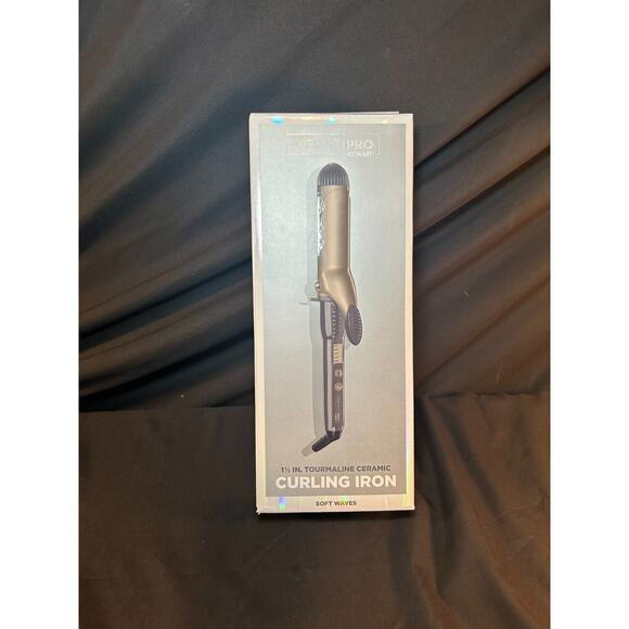 InfinitiPRO by Conair Nano Tourmaline 1.5" Ceramic Curling Iron New - Picture 1 of 6